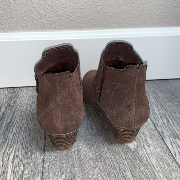 Sketchers Memory Foam block heel leather short brown Chelsea boots Sz 8.5 rustic - Picture 7 of 17